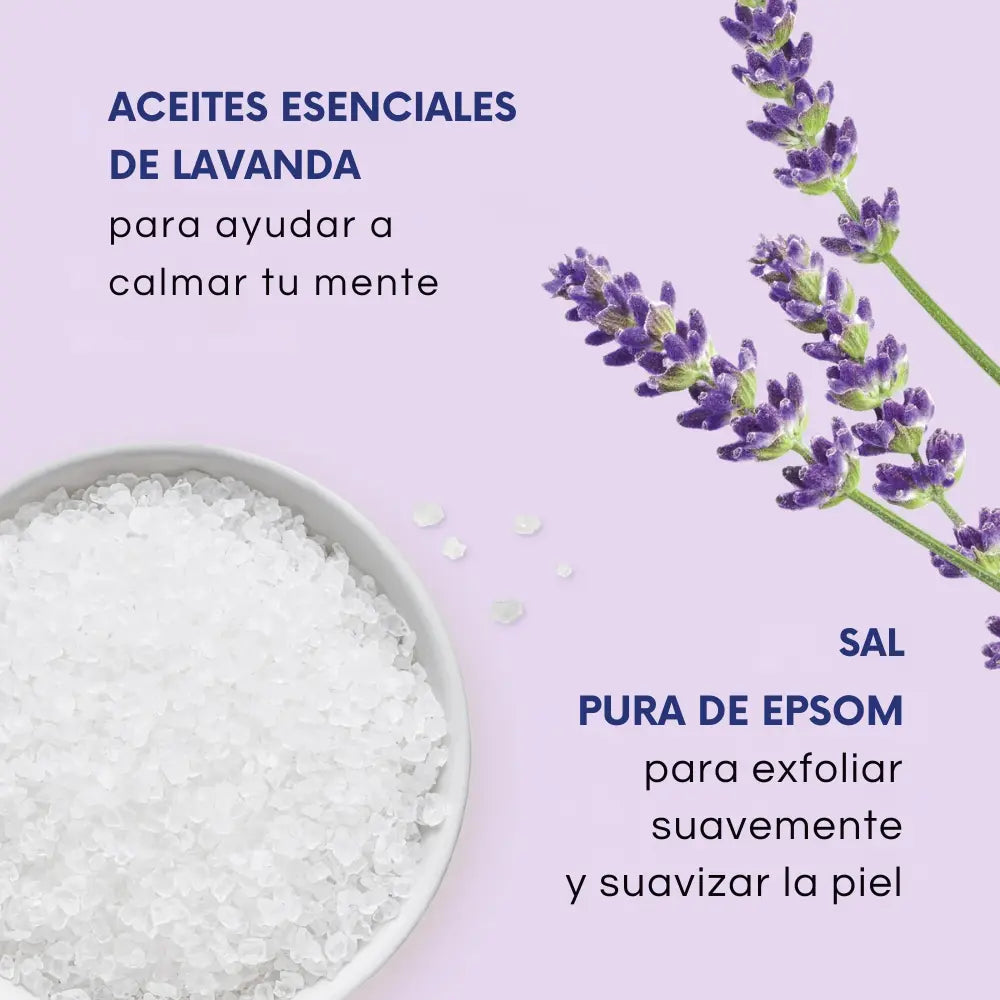Aceites esenciales de lavanda y sal pura de Epsom para exfoliar y calmar la piel.