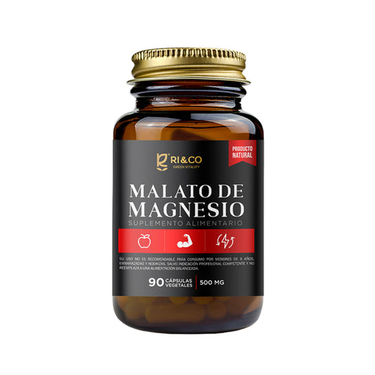 Frasco de suplemento alimenticio Malato de Magnesio de la marca RI&CO Green Vitality. Etiqueta en negro y rojo con íconos que representan beneficios para la salud muscular, energía y bienestar general. Contiene 90 cápsulas vegetales de 500 mg. Producto natural no recomendado para menores de 8 años, embarazadas o en lactancia.