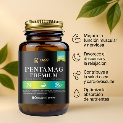 Frasco de suplemento “Pentamag Premium” de Ri&Co Green Vitality, con 90 cápsulas vegetales de 500 mg. Etiqueta negra y verde destacando beneficios: mejora función muscular y nerviosa, favorece descanso, contribuye a la salud ósea y cardiovascular, y optimiza absorción de nutrientes. Producto natural.
